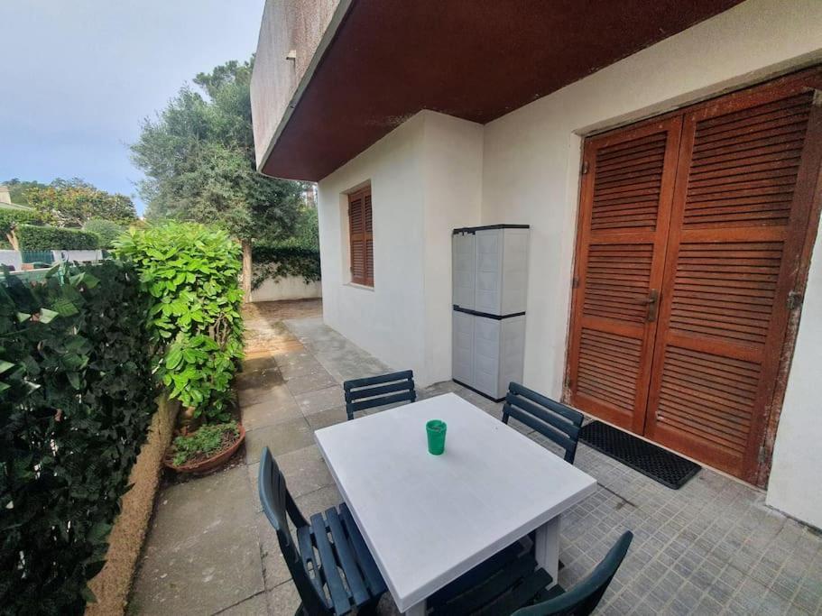 Ccc Holiday Properties Le Vele Ccc 蒙塔尔托迪卡斯特罗 外观 照片